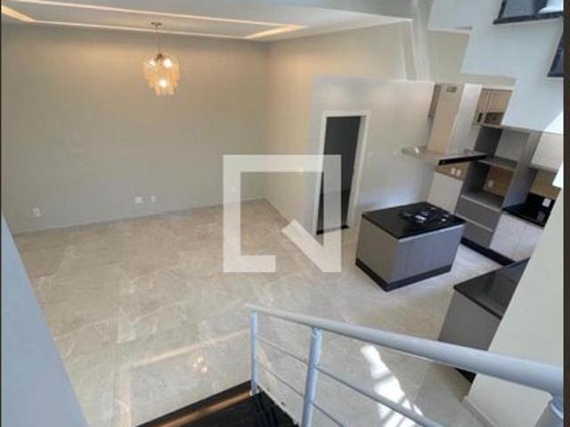 Casa aluguel em Região Geográfica Imediata do Rio de Janeiro, Região Metropolitana do Rio de Janeiro