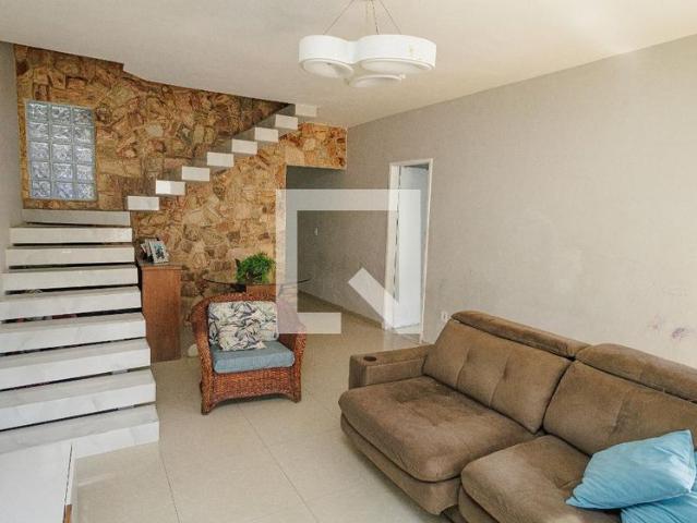 Casa aluguel em Região Geográfica Imediata do Rio de Janeiro, Região Metropolitana do Rio de Janeiro