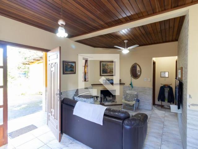 Casa venda em Região Geográfica Imediata de Porto Alegre, Região Metropolitana de Porto Alegre