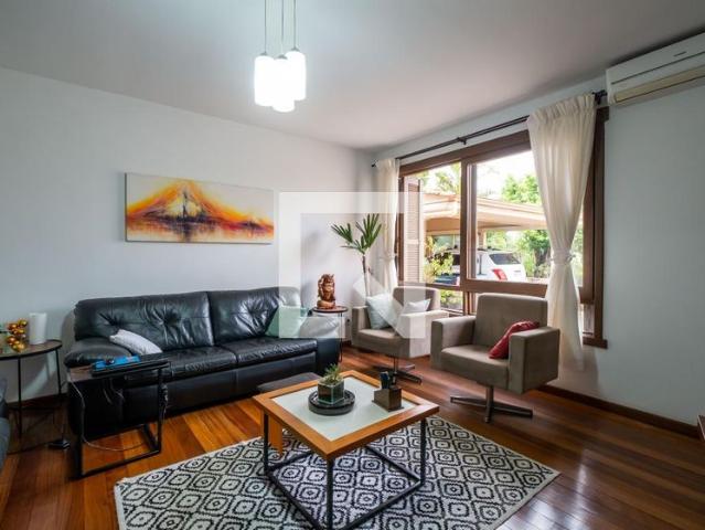 Casa aluguel em Região Geográfica Imediata de Porto Alegre, Região Metropolitana de Porto Alegre