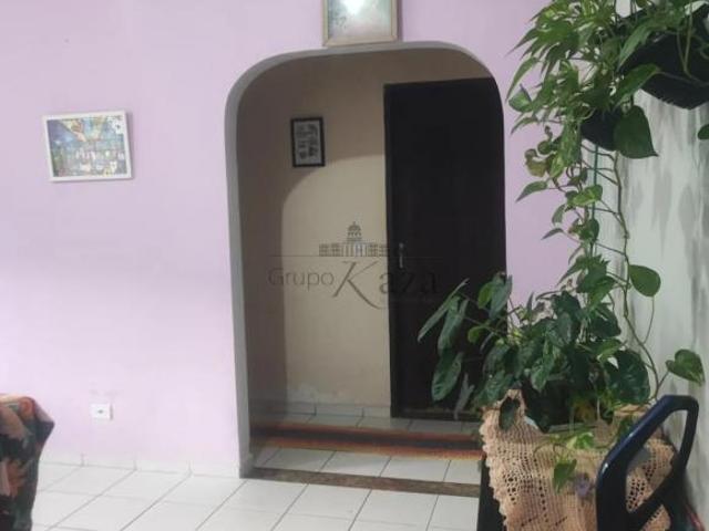 Casa venda em Região Imediata de São José dos Campos, Região Metropolitana do Vale do Paraíba e Litoral Norte