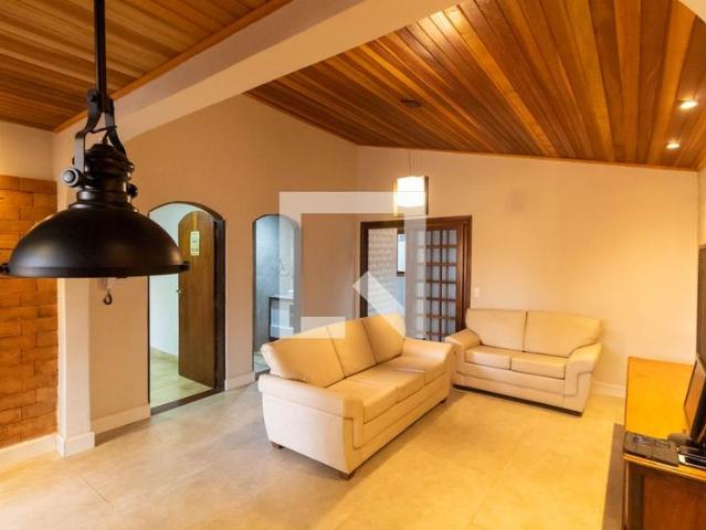 Casa aluguel em Região Imediata de São Paulo, Região Metropolitana de São Paulo