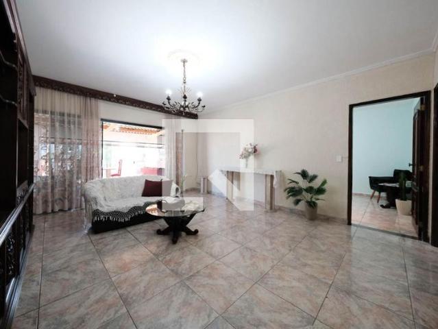 Casa aluguel em Região Imediata de São Paulo, Região Metropolitana de São Paulo