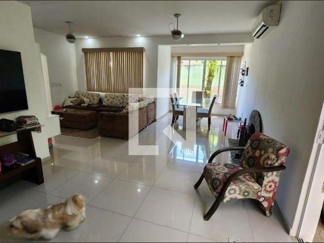 Casa venda em Morro do Caniçal, Niterói
