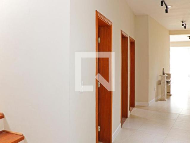 Casa aluguel em Vinhedo