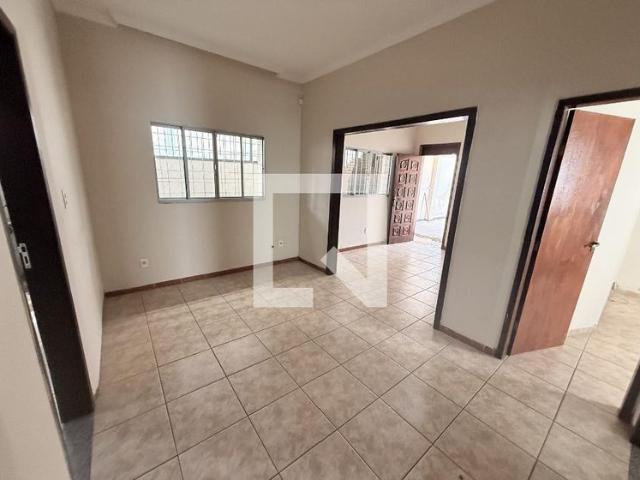 Casa aluguel em Carlos Prates, Belo Horizonte