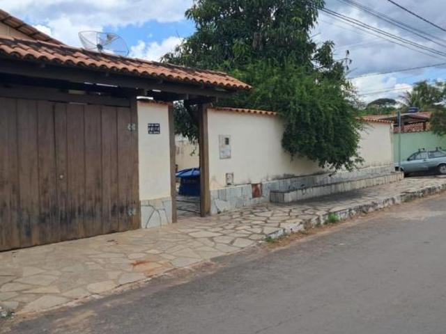 Casa venda em Região Geográfica Imediata de Anápolis, Região Integrada de Desenvolvimento do Distrito Federal e Entorno