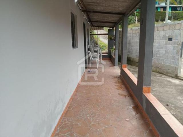 Casa venda em Juquitiba, Centro