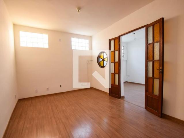 Casa aluguel em Região Geográfica Imediata do Rio de Janeiro, Região Metropolitana do Rio de Janeiro