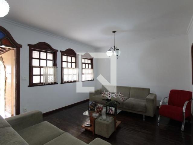 Casa aluguel em Região Geográfica Imediata de Belo Horizonte, Região Metropolitana de Belo Horizonte