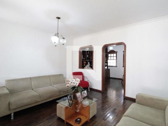 Casa aluguel em Região Geográfica Imediata de Belo Horizonte, Região Metropolitana de Belo Horizonte