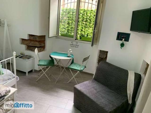 Villa Indipendente in affitto a Centro storico, Catania