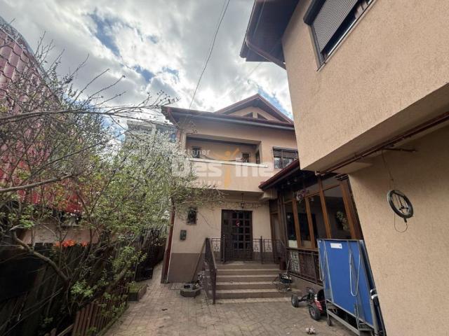 Casă închirieri în București