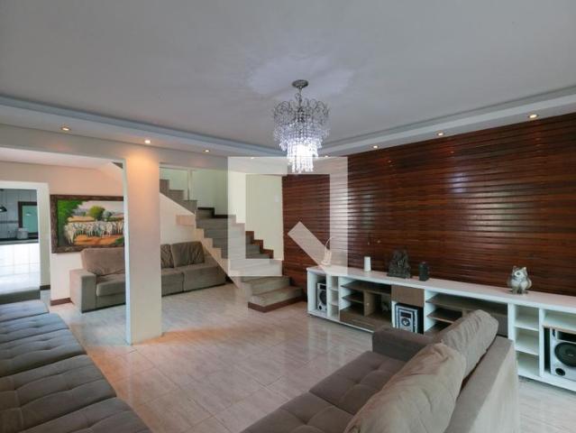 Casa aluguel em Região Geográfica Imediata de Belo Horizonte, Região Metropolitana de Belo Horizonte