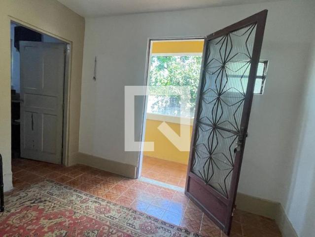 Casa aluguel em Região Geográfica Imediata do Rio de Janeiro, Região Metropolitana do Rio de Janeiro