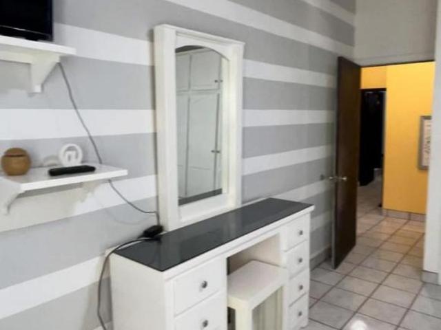 CASA CENTRICA EN VENTA 4 RECAMARAS