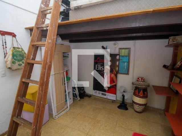 Casa aluguel em Região Geográfica Imediata do Rio de Janeiro, Região Metropolitana do Rio de Janeiro