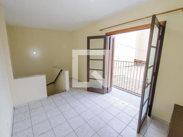 Casa aluguel em Região Imediata de Taubaté-Pindamonhangaba, Região Metropolitana do Vale do Paraíba e Litoral Norte