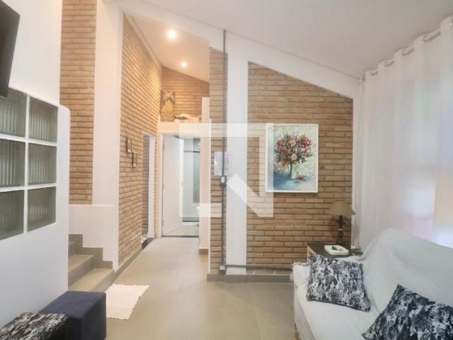 Casa aluguel em Região Imediata de Santos, Região Metropolitana da Baixada Santista