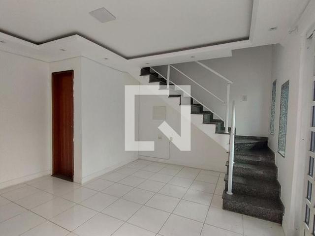 Casa aluguel em Região Geográfica Imediata do Rio de Janeiro, Região Metropolitana do Rio de Janeiro