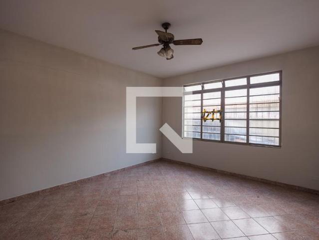 Casa aluguel em Região Imediata de Taubaté-Pindamonhangaba, Região Metropolitana do Vale do Paraíba e Litoral Norte