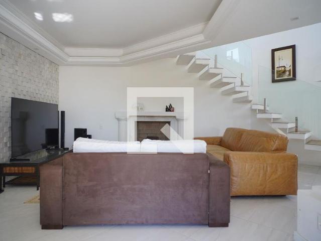 Casa aluguel em Região Geográfica Imediata de Florianópolis, Desterro