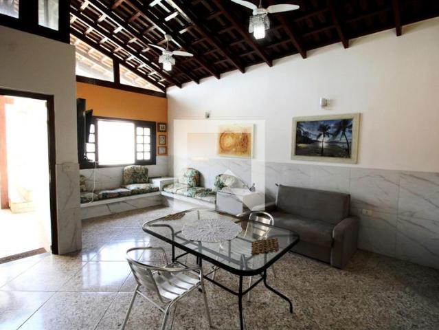 Casa aluguel em Guarujá