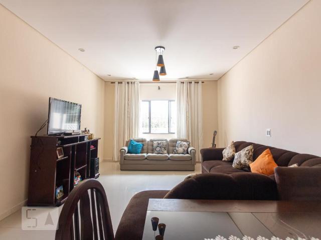 Casa aluguel em Região Imediata de São Paulo, Região Metropolitana de São Paulo