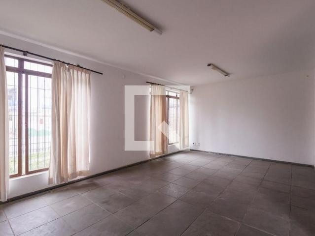 Casa aluguel em Região Imediata de Taubaté-Pindamonhangaba, Região Metropolitana do Vale do Paraíba e Litoral Norte