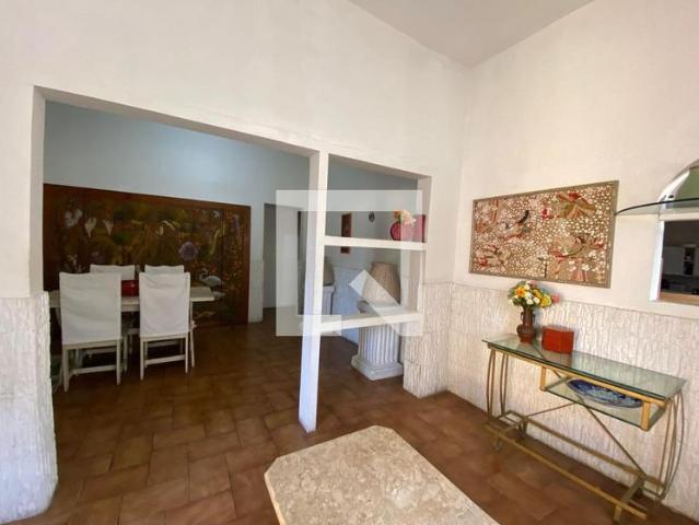 Casa aluguel em Região Geográfica Imediata do Rio de Janeiro, Região Metropolitana do Rio de Janeiro