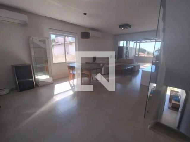 Casa aluguel em Região Geográfica Imediata de Florianópolis, Desterro