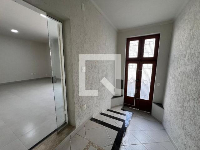 Casa aluguel em Região Geográfica Imediata de Juiz de Fora, Juiz de Fora
