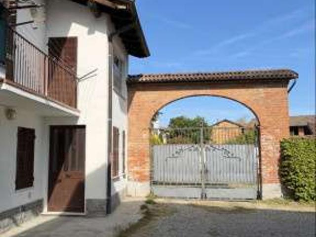 Villa Indipendente in affitto a Piemonte, Alessandria
