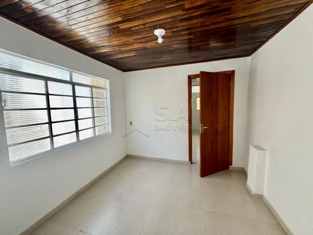Casa aluguel em Região Imediata de Botucatu, Botucatu
