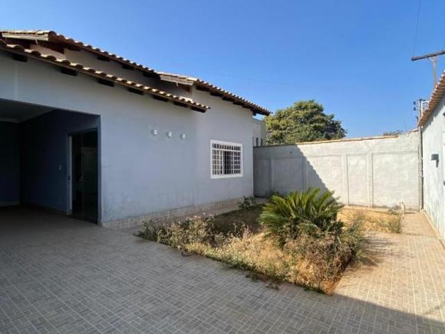 Casa venda em Região Geográfica Imediata de Águas Lindas de Goiás, Região Integrada de Desenvolvimento do Distrito Federal e Entorno