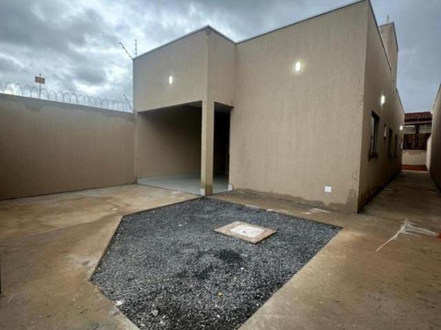 Casa venda em Região Geográfica Imediata de Águas Lindas de Goiás, Região Integrada de Desenvolvimento do Distrito Federal e Entorno