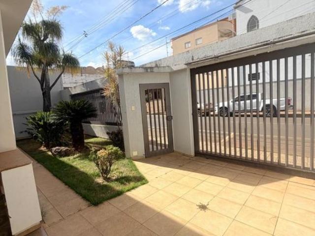 Casa venda em Região Geográfica Imediata de Patrocínio, Patrocínio