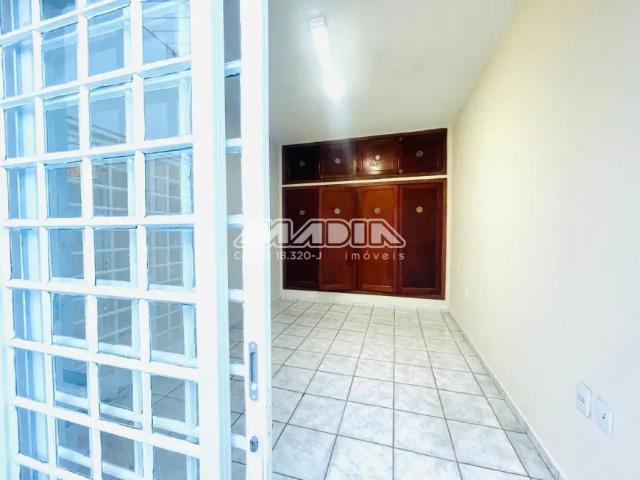 Casa aluguel em Valinhos