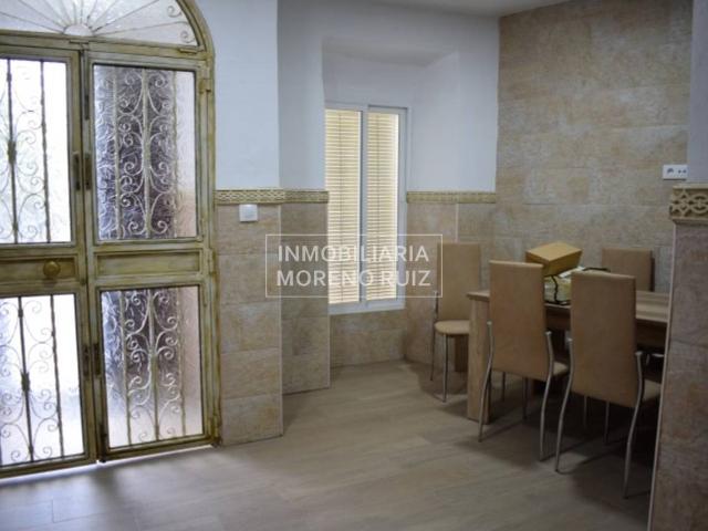Casa en venta en Baena, Andalucía
