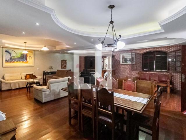 Casa aluguel em Região Geográfica Imediata de Belo Horizonte, Região Metropolitana de Belo Horizonte