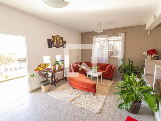 Casa aluguel em Região Geográfica Imediata de Belo Horizonte, Região Metropolitana de Belo Horizonte
