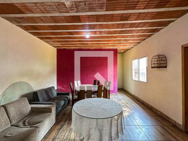 Casa aluguel em Região Geográfica Imediata de Belo Horizonte, Região Metropolitana de Belo Horizonte