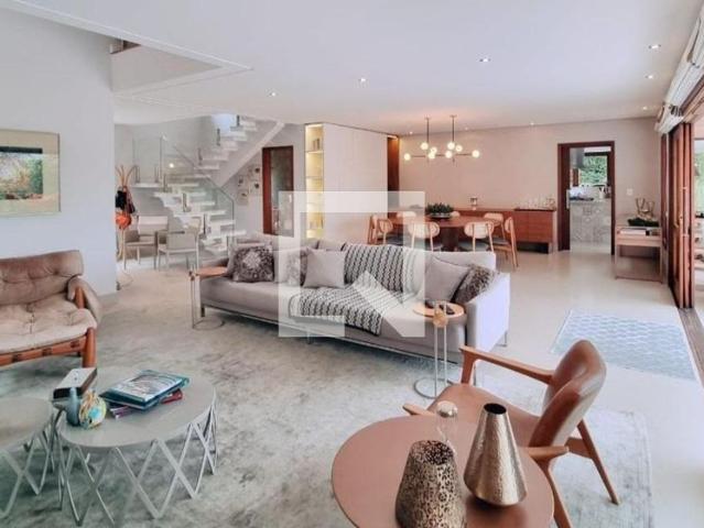Casa aluguel em Vila Dirce, Carapicuíba