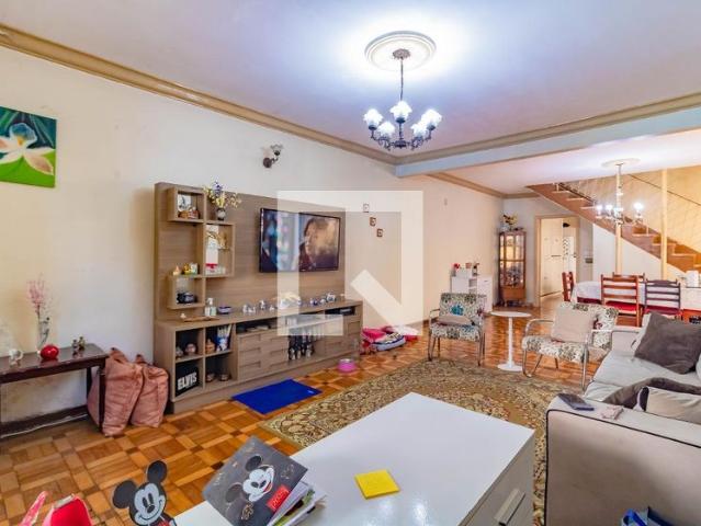Casa aluguel em Região Imediata de São Paulo, Região Metropolitana de São Paulo