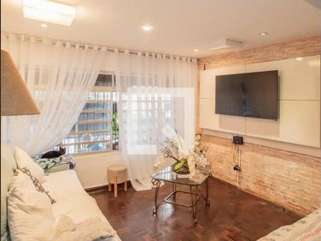 Casa aluguel em Região Imediata de São Paulo, Região Metropolitana de São Paulo