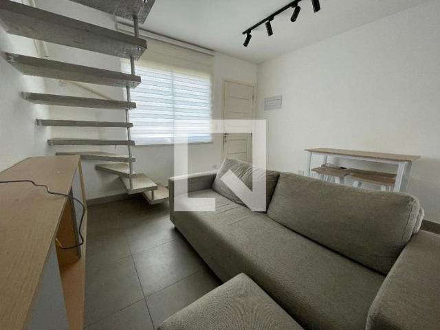 Casa aluguel em Cotia