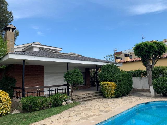 Villa en alquiler en Castelldefels, Centre