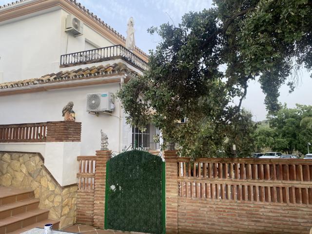 Chalet en alquiler en Cerros del Águila, Costa del Sol Occidental