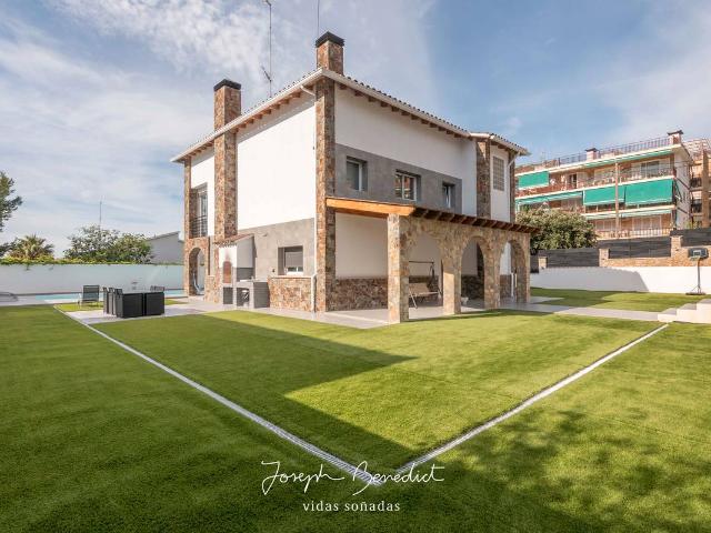 Chalet en alquiler en Centre, Baix Llobregat