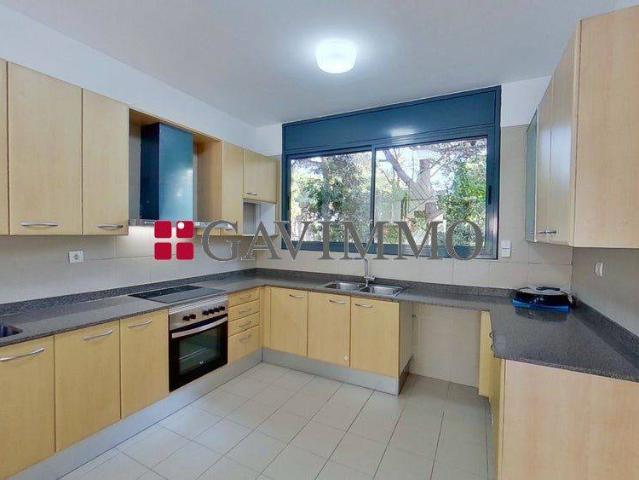 Villa en alquiler en Gavà, Àngela Roca